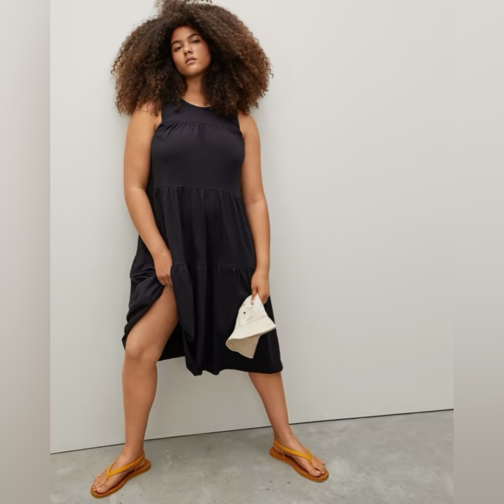 Everlane The Weekend Tiered Dress in Black size Small